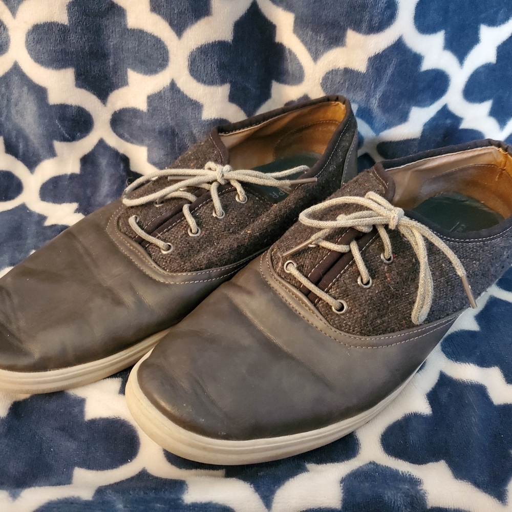 Mens shoes